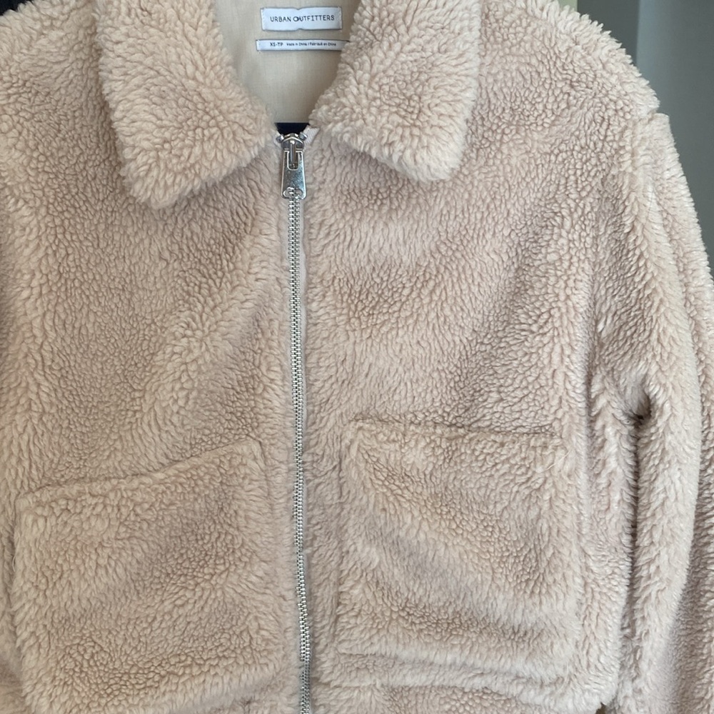 Teddy Jacket - Picture 3 of 6